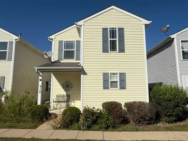 $1,600 | 510 Timber Drive, Harvard, IL 60033