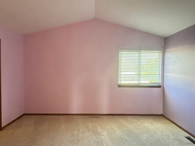 $1,600 | 510 Timber Drive, Harvard, IL 60033