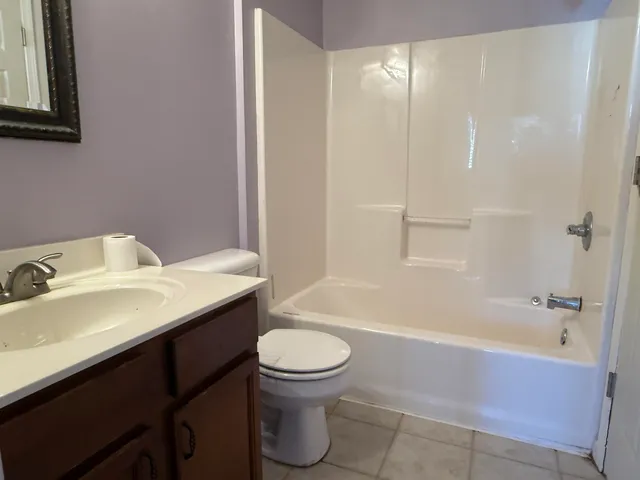 $1,600 | 510 Timber Drive, Harvard, IL 60033