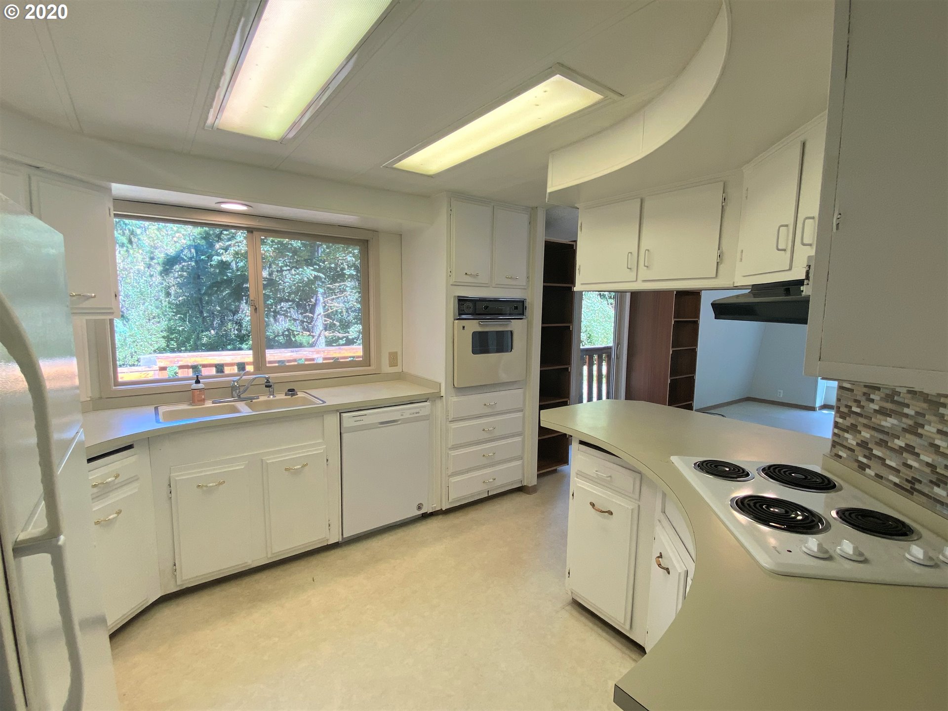 86345 Panorama Road Springfield, OR 97478 - Photo 11 of 32