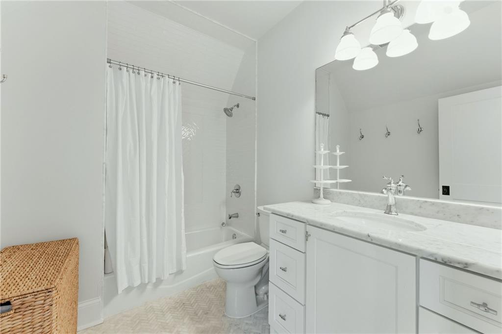 4384 Powers Ferry Road Northwest Atlanta, GA 30327 - Photo 42 of 68
