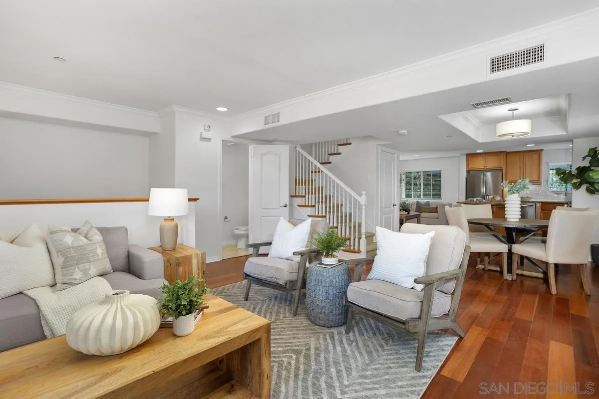 4007 Bluff View Way Carlsbad, CA 92008 - Photo 12 of 38