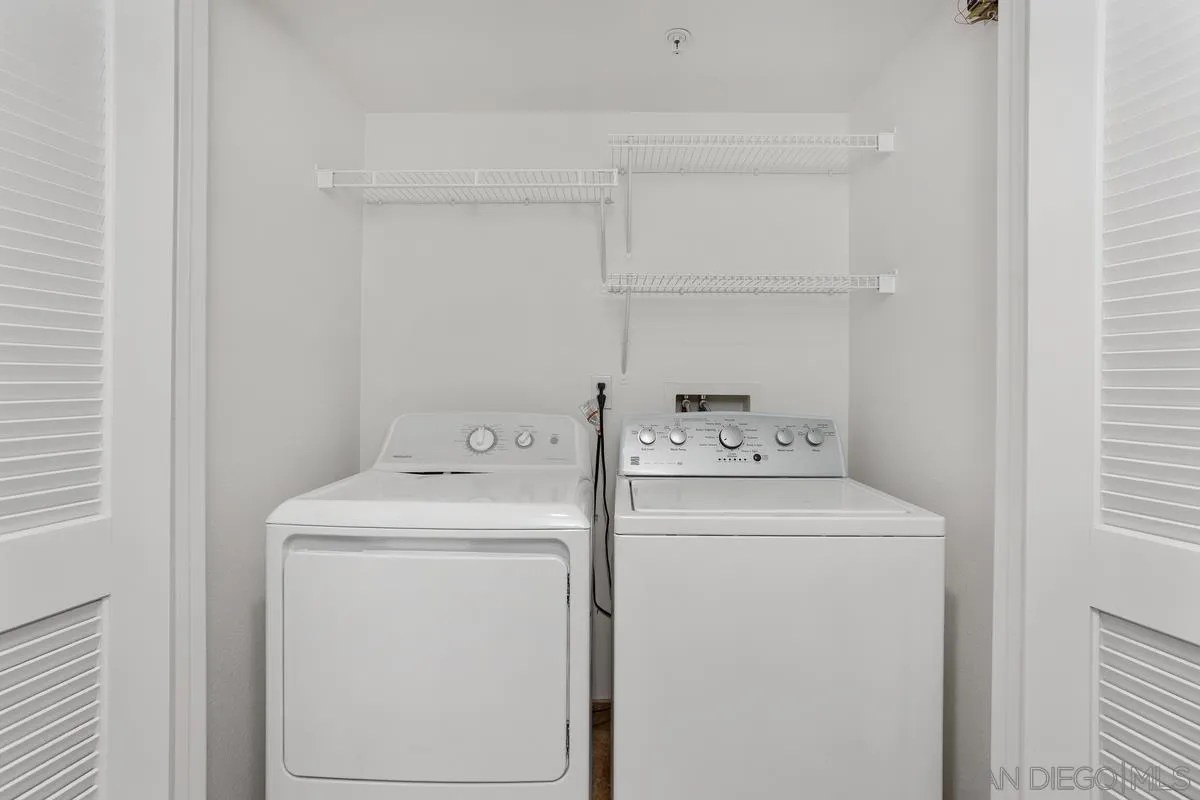 4007 Bluff View Way Carlsbad, CA 92008 - Photo 6 of 38