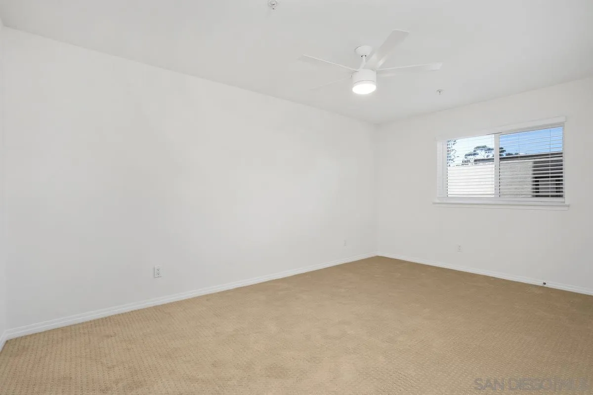 4007 Bluff View Way Carlsbad, CA 92008 - Photo 7 of 38