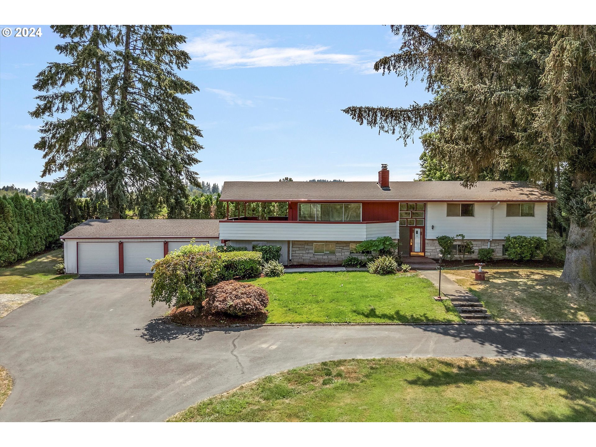 29440 Southeast Chase Road Gresham, OR 97080 - Photo 1 of 42 Gallery Image 1