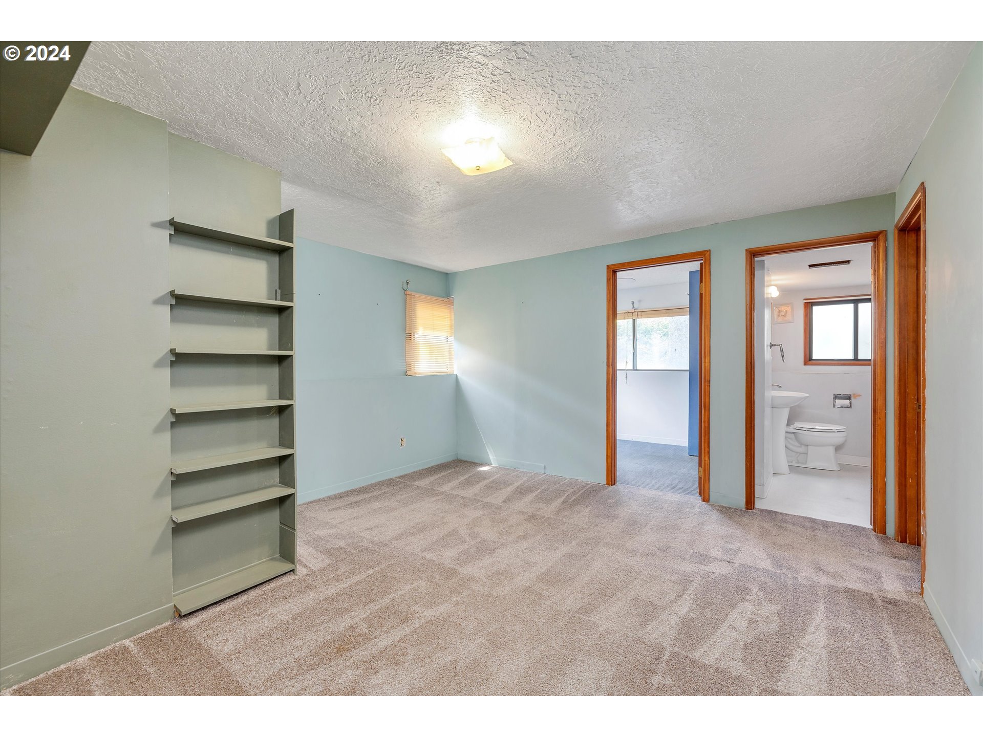 29440 Southeast Chase Road Gresham, OR 97080 - Photo 18 of 42 Family Room