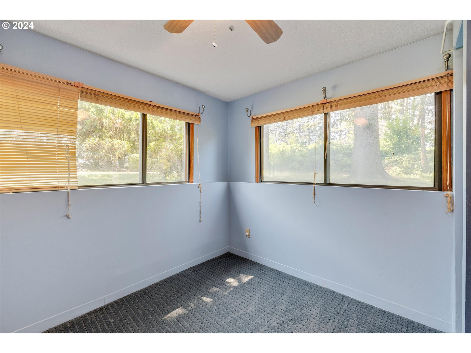 29440 Southeast Chase Road Gresham, OR 97080 - Photo 20 of 42 Den/Office