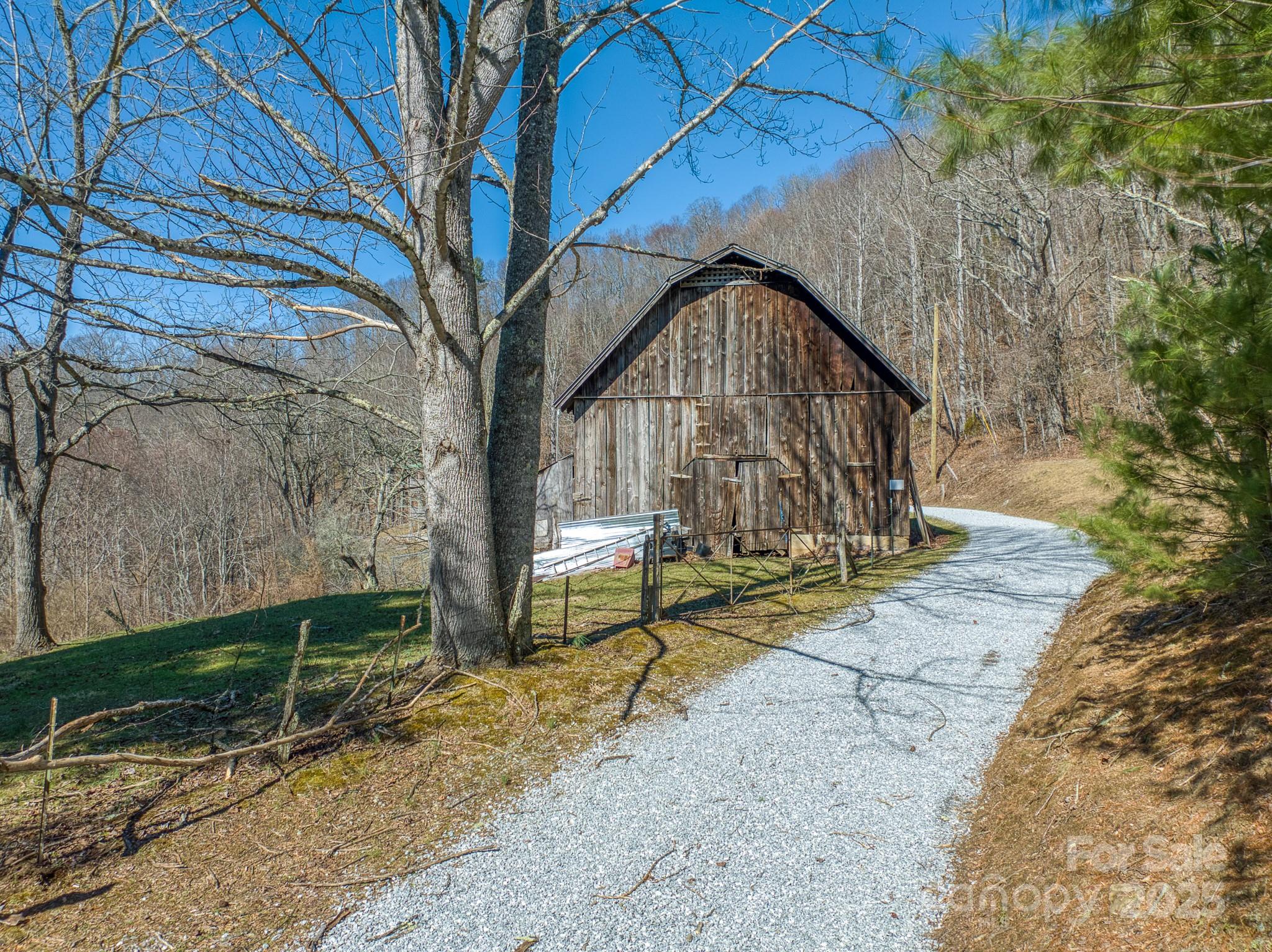 6435 Big Ridge Road Glenville, NC 28736 - Photo 8 of 18