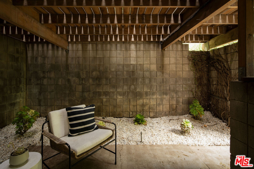 7330 Pyramid Drive Los Angeles, CA 90068 - Photo 22 of 28 a view of outdoor space with seating area