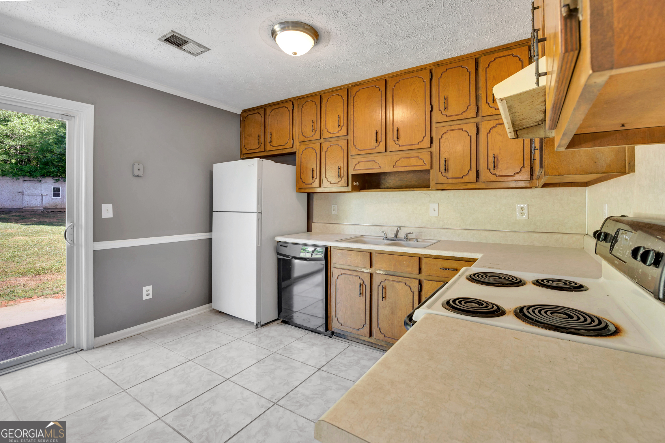 104 Longview Road Stockbridge, GA 30281 - Photo 12 of 28