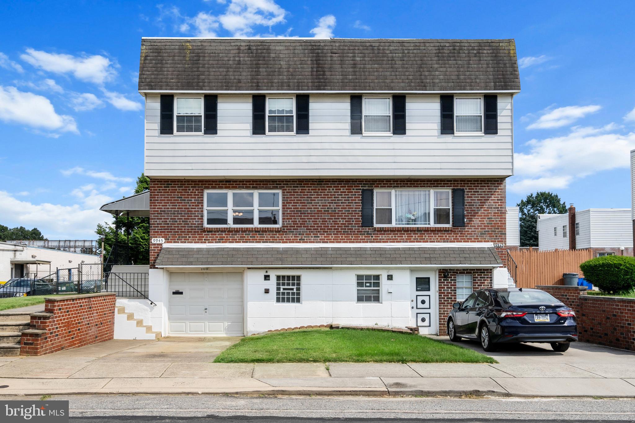9945 Sandy Road Philadelphia, PA 19115 - Photo 2 of 45 Front view