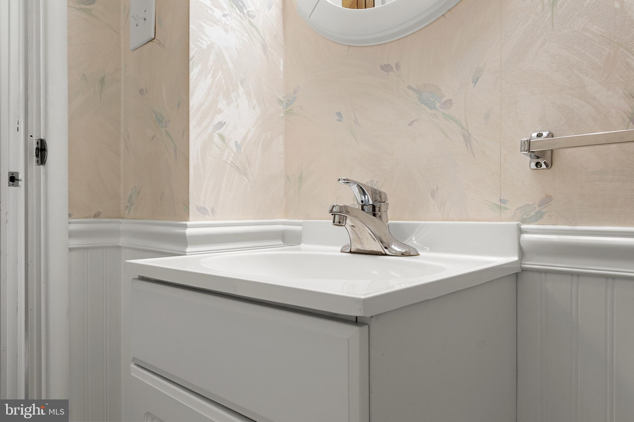 9945 Sandy Road Philadelphia, PA 19115 - Photo 31 of 45 Half Bath- Main Floor