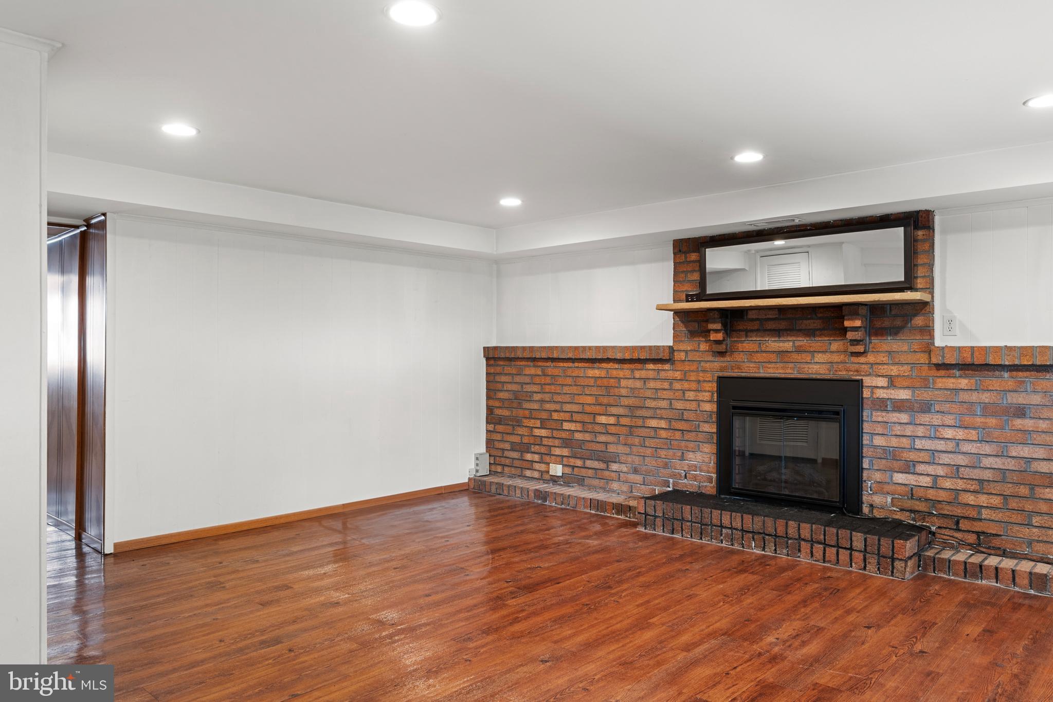 9945 Sandy Road Philadelphia, PA 19115 - Photo 34 of 45 Full Finished Basement- Entertainment area