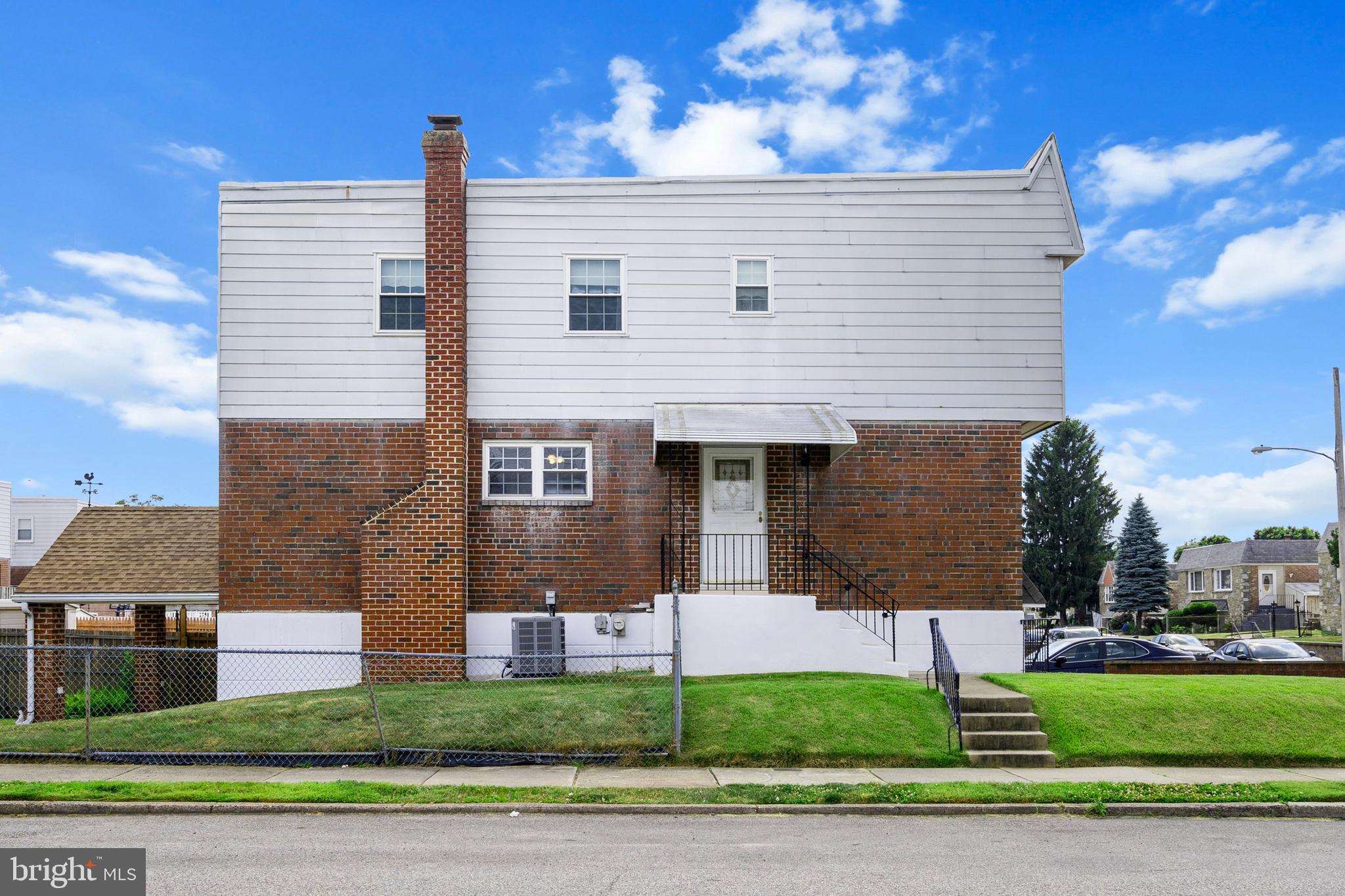 9945 Sandy Road Philadelphia, PA 19115 - Photo 45 of 45 Side View of Home