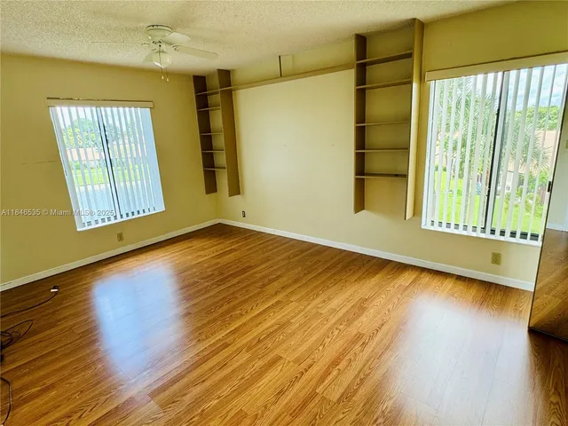 $1,650 | 806 Sky Pine Way, Unit H3, Greenacres, FL 33415