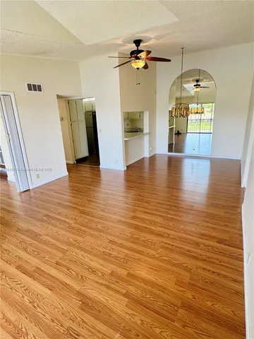 $1,650 | 806 Sky Pine Way, Unit H3, Greenacres, FL 33415