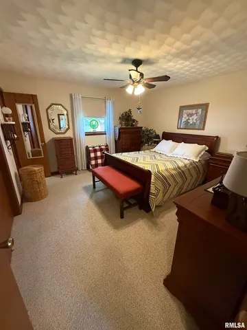 $167,400 | 411 Sunset Drive, Centralia, IL 62801