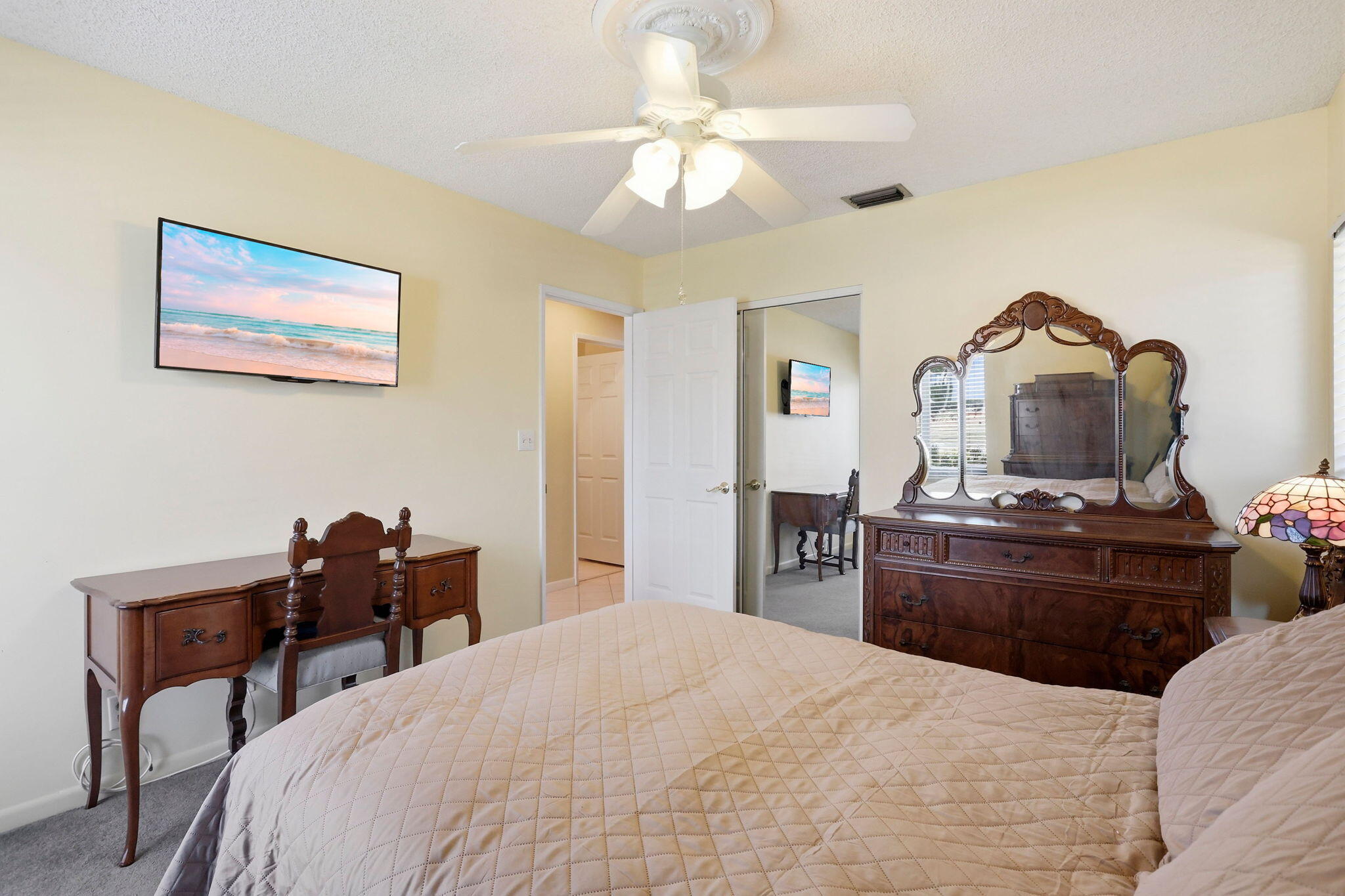 20986 Rustlewood Avenue Boca Raton, FL 33428 - Photo 22 of 54 22-web-or-mls-020_0E2A4581_with_tv