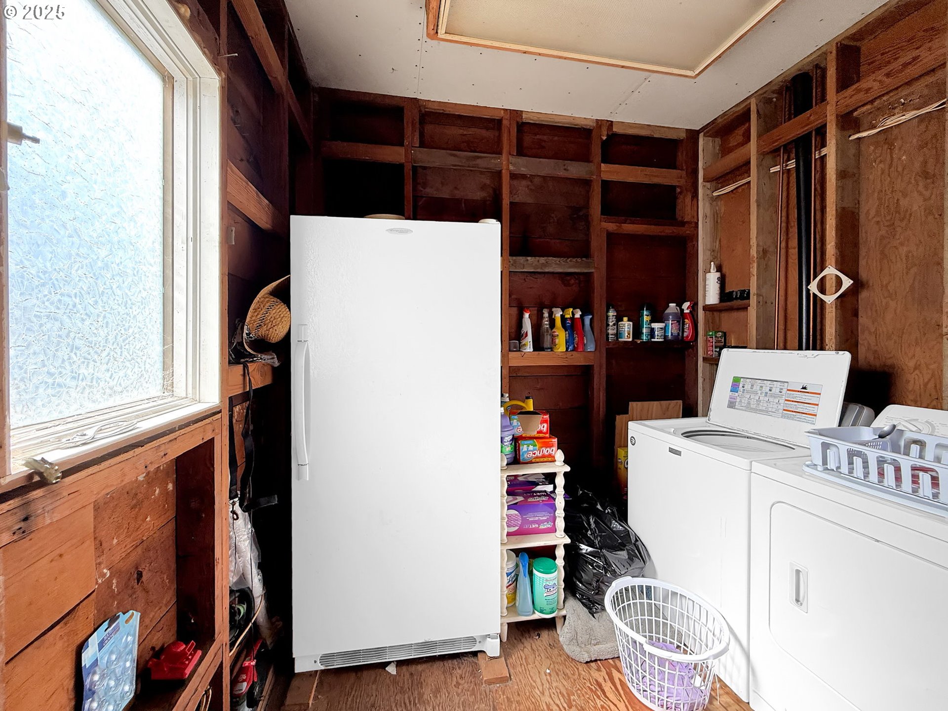 710 North 8th Street Monroe, OR 97456 - Photo 11 of 33 Laundry
