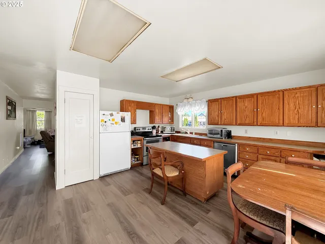 $550,000 | 710 North 8th Street, Monroe, OR 97456