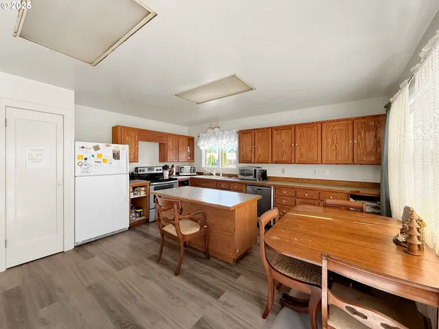 $550,000 | 710 North 8th Street, Monroe, OR 97456