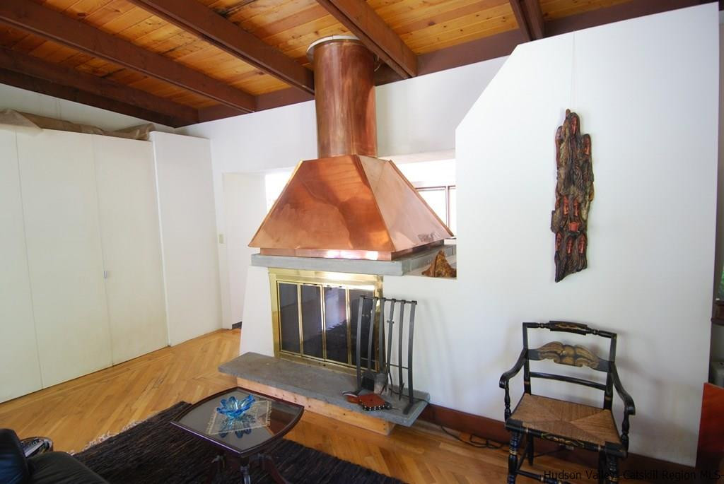 463 Macdaniel Road Woodstock, NY 12409 - Photo 6 of 30 Photo 6