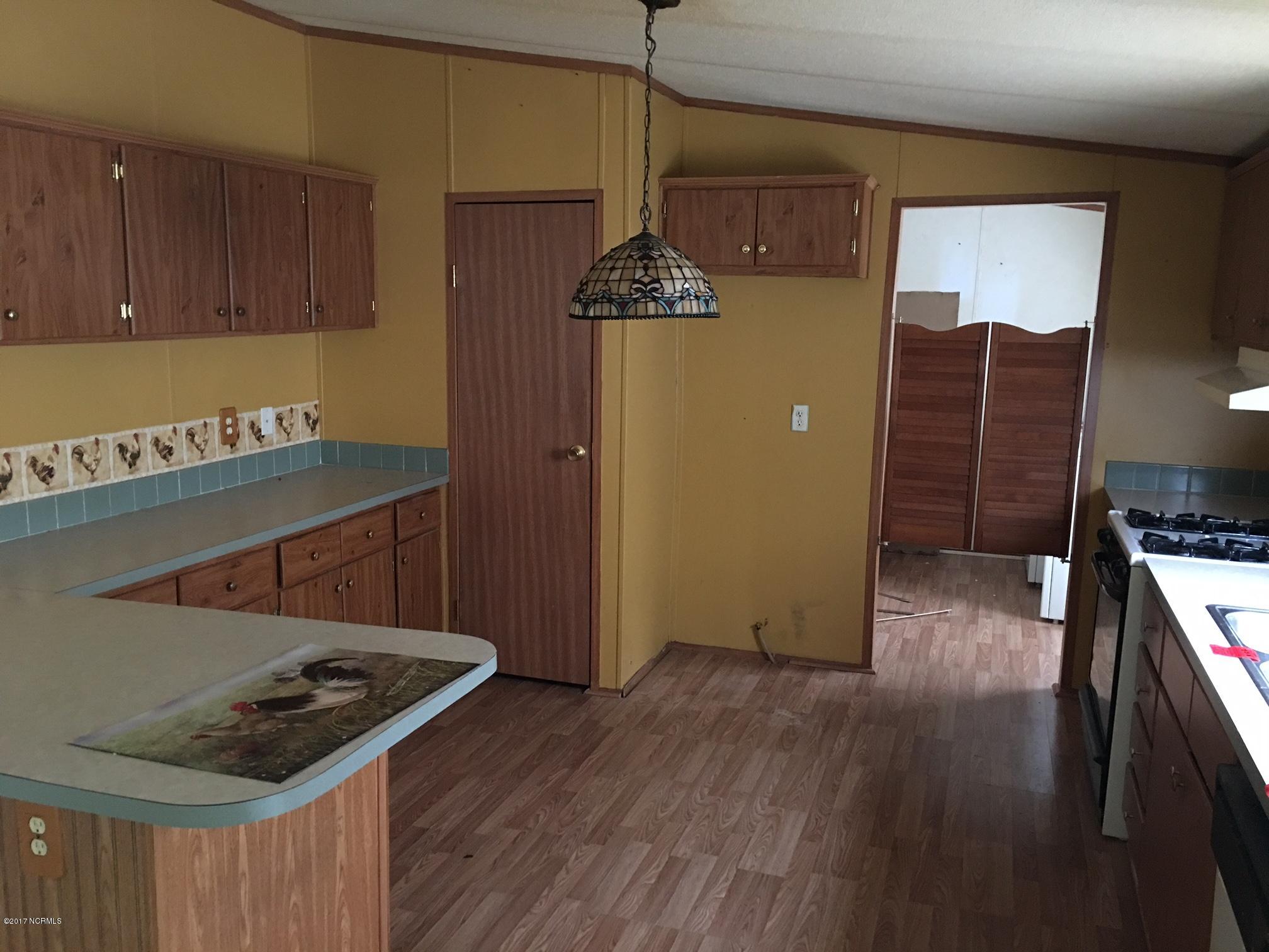 3650 Whitestocking Road Burgaw, NC 28425 - Photo 10 of 13 KIT