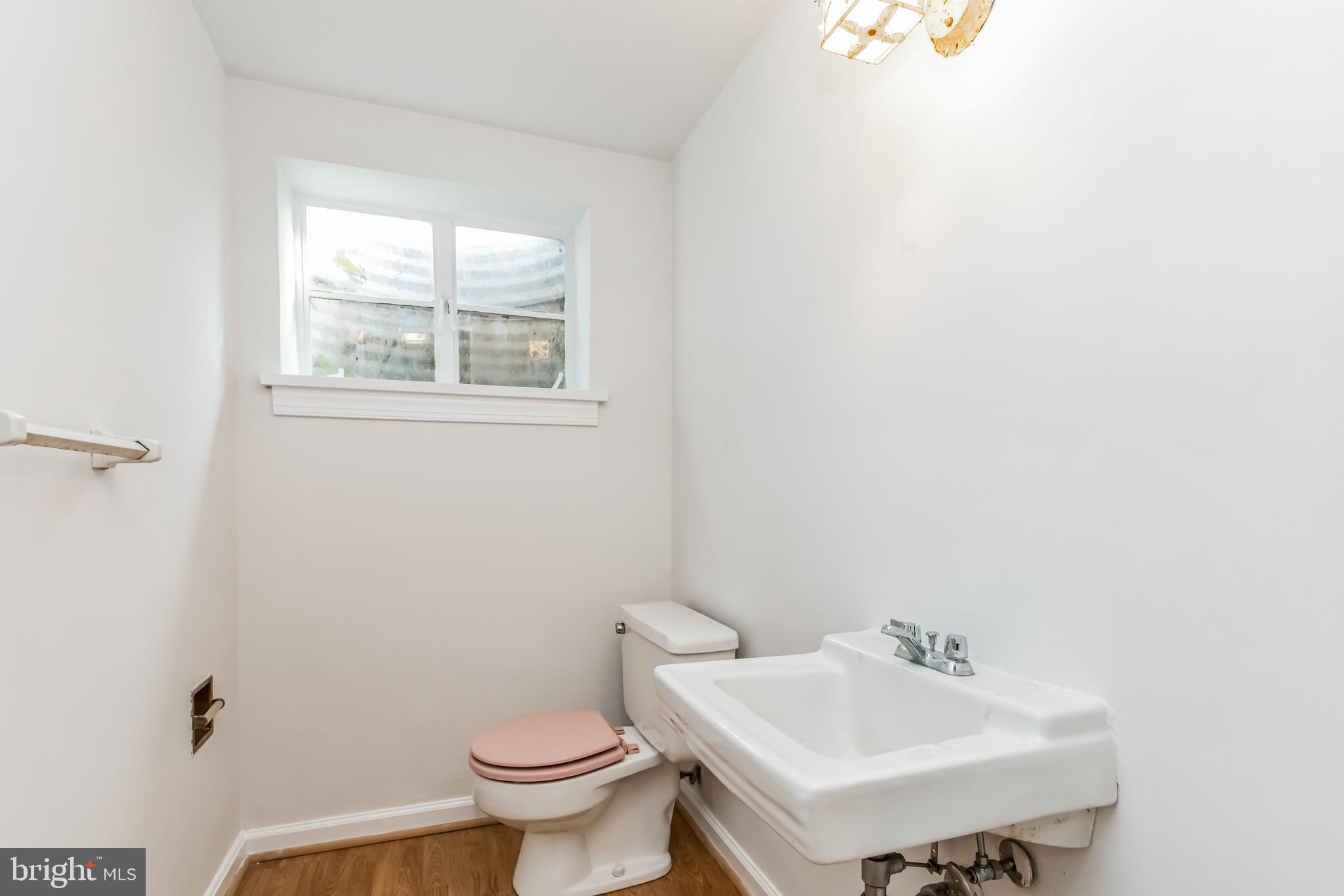 14315 Chesterfield Road Rockville, MD 20853 - Photo 30 of 33 Basement Half Bath