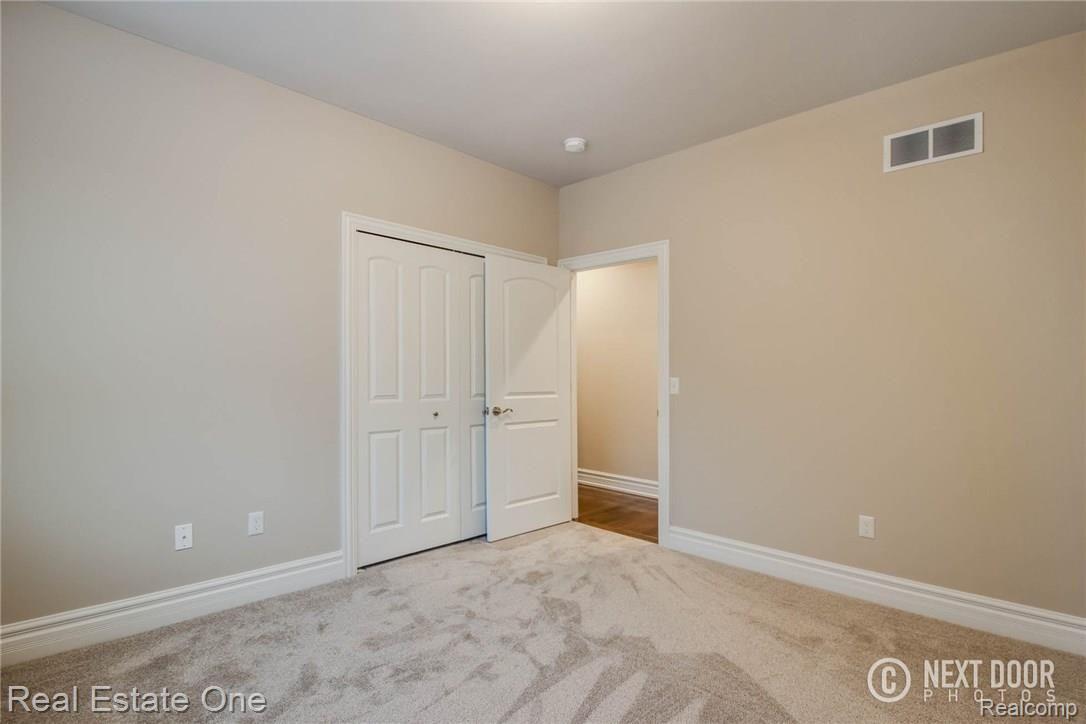 374 Verona Drive Rochester, MI 48307 - Photo 16 of 34 IMG_2191Blended.JPG