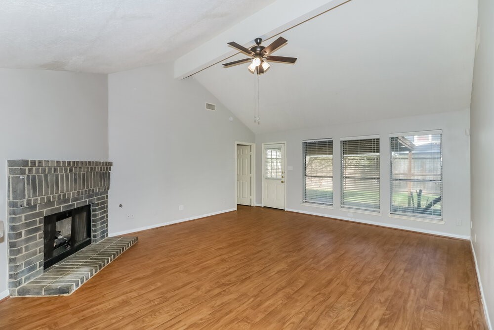 18714 Timber Spring Drive Humble, TX 77346 - Photo 3 of 16