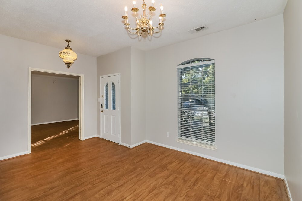 18714 Timber Spring Drive Humble, TX 77346 - Photo 5 of 16