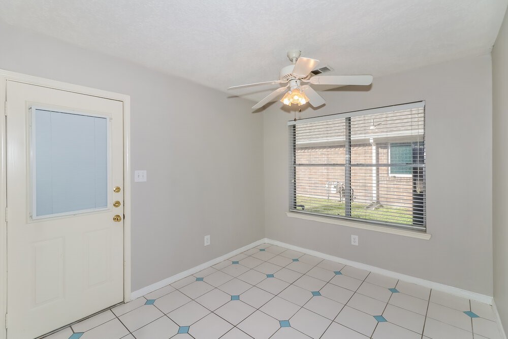 18714 Timber Spring Drive Humble, TX 77346 - Photo 6 of 16