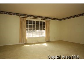 2 Lamplighter Lane Springfield, IL 62712 - Photo 7 of 22
