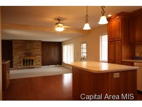 2 Lamplighter Lane Springfield, IL 62712 - Photo 9 of 22