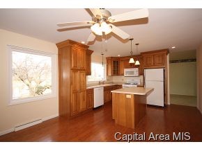 2 Lamplighter Lane Springfield, IL 62712 - Photo 10 of 22