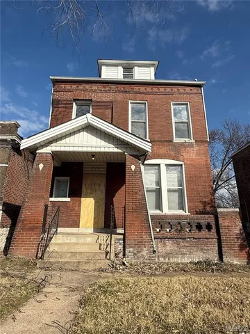$111,000 | 919 Bates Street, St. Louis, MO 63111