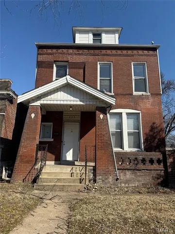 $111,000 | 919 Bates Street, St. Louis, MO 63111