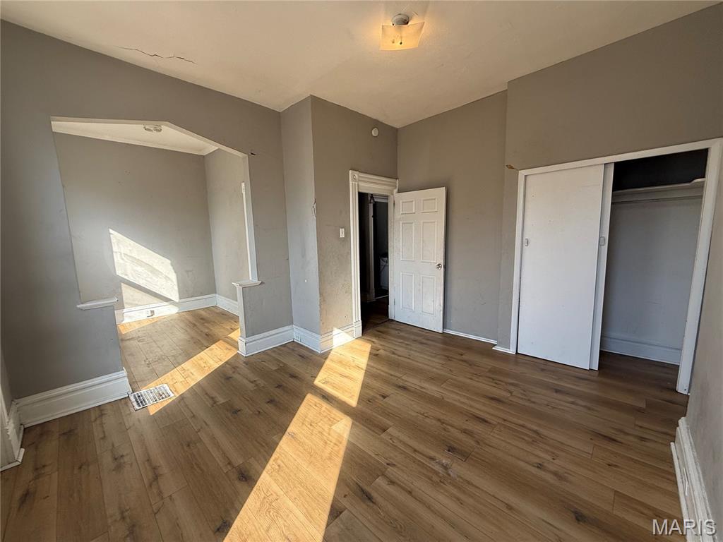 919 Bates Street St. Louis, MO 63111 - Photo 11 of 27