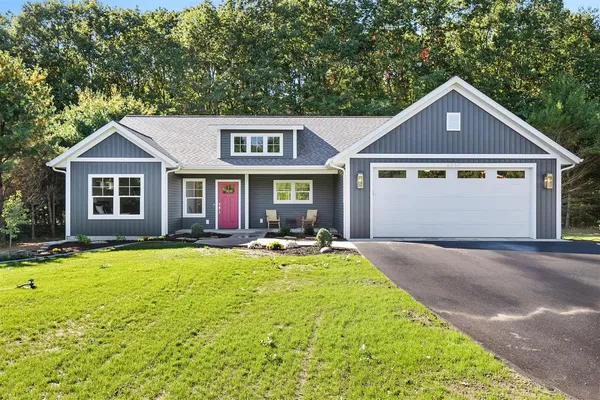 $544,900 | 195 Toby Road, Sparta, MI 49345