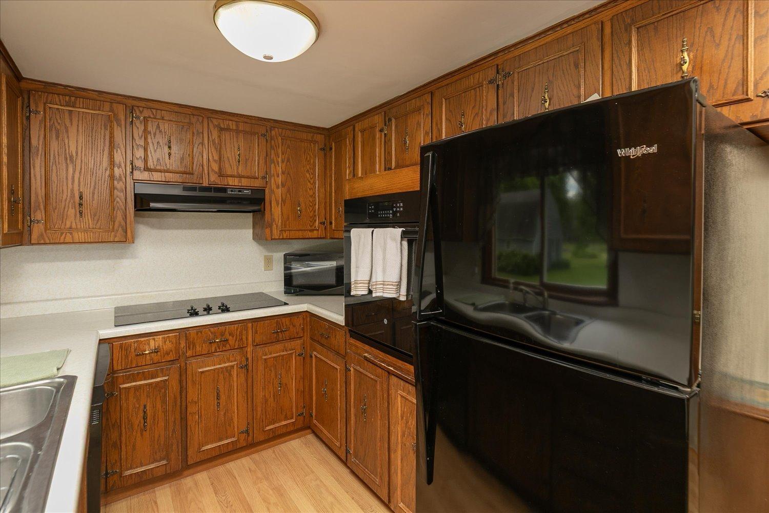 54769 270th Street Austin, MN 55912 - Photo 11 of 50