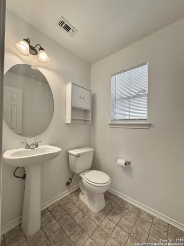 $1,675 | 2219 Mobeetie Trail, San Antonio, TX 78245