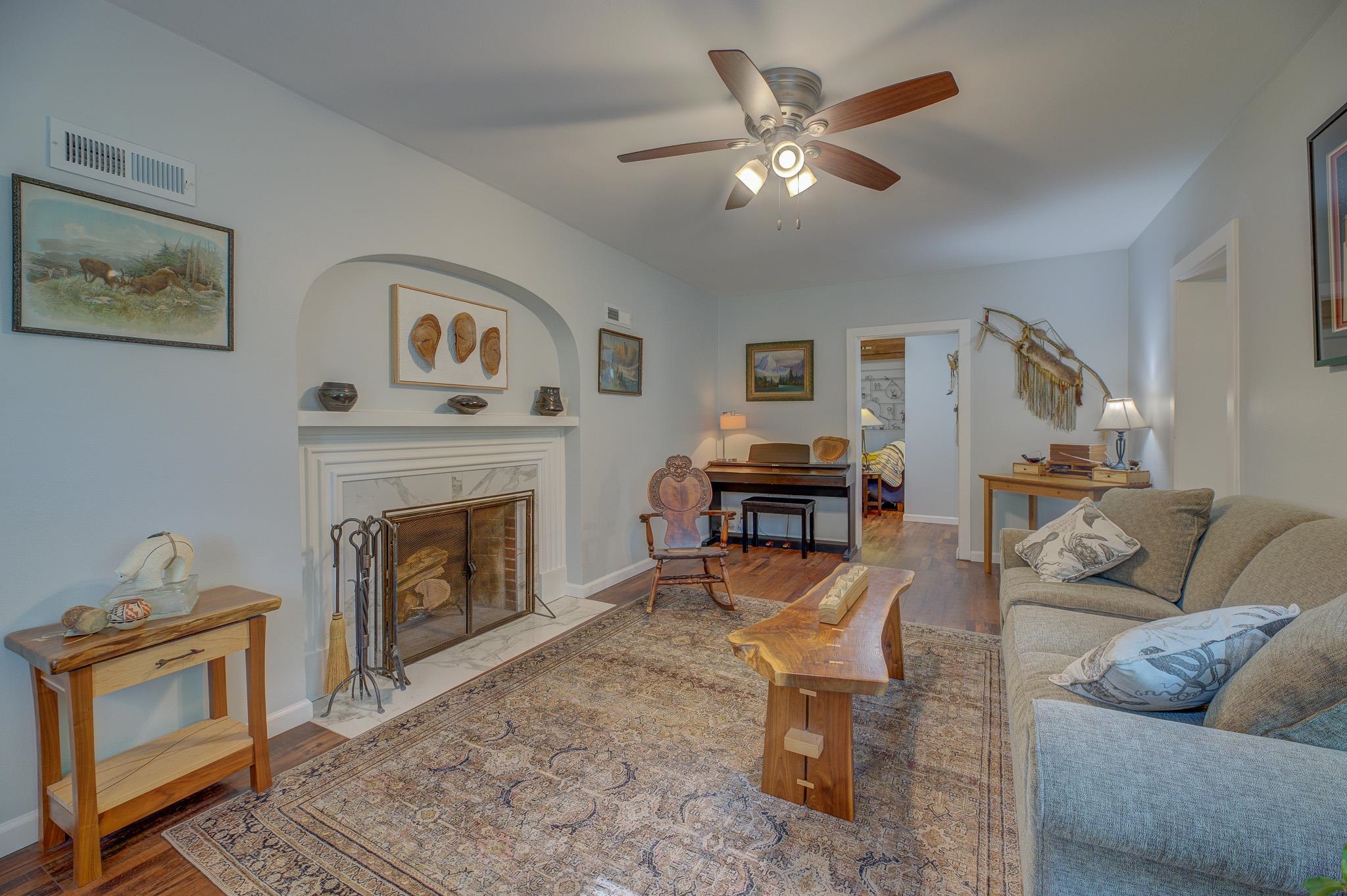 1661 Indian Beloit, WI 53511 - Photo 6 of 22