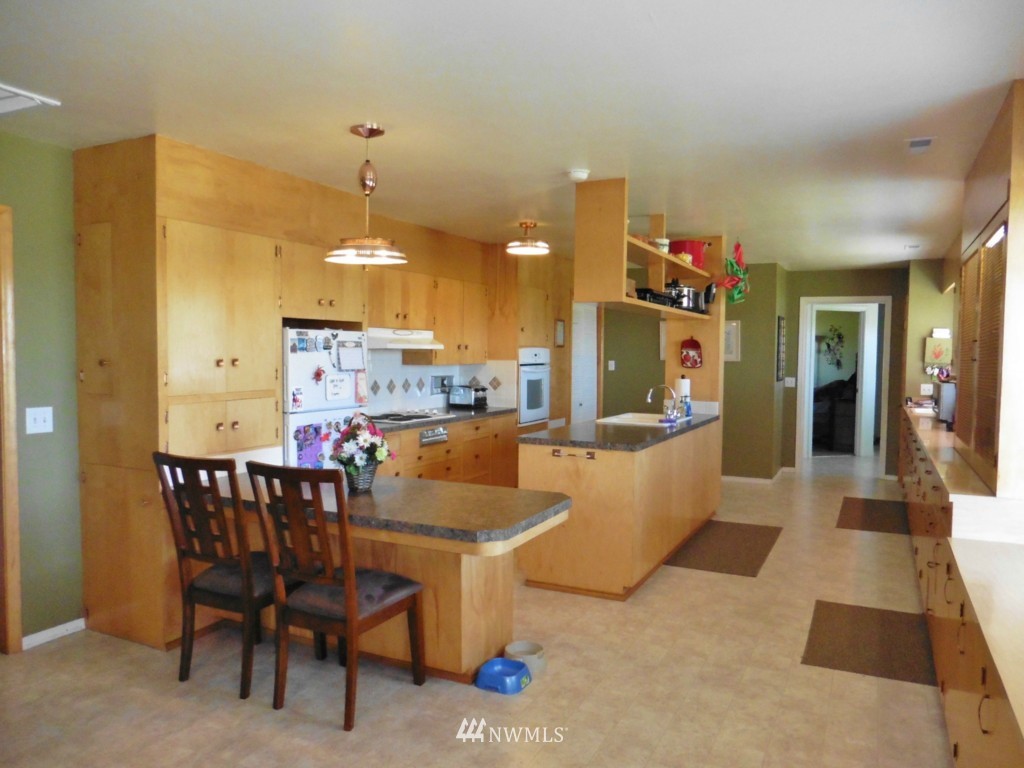 7271 Lyons Road Ellensburg, WA 98926 - Photo 4 of 23 Gallery Image 4