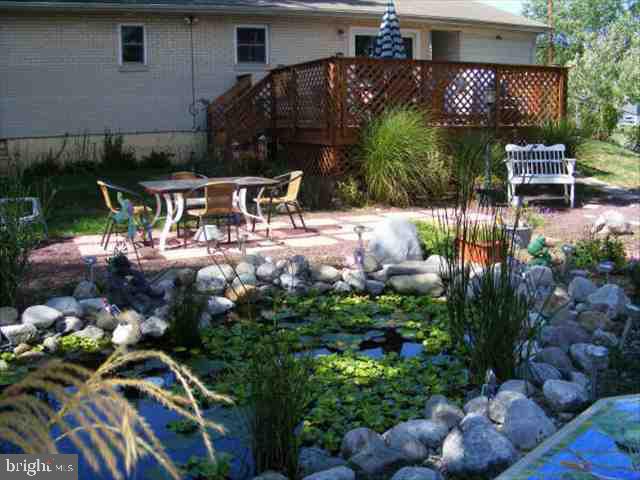1974 Randall Road Enola, PA 17025 - Photo 2 of 12 Gallery Image 2