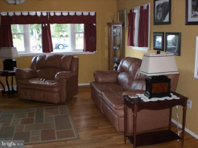1974 Randall Road Enola, PA 17025 - Photo 3 of 12 Gallery Image 3