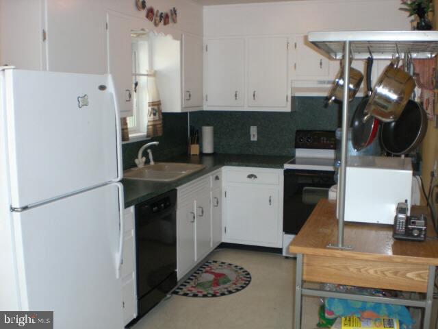 1974 Randall Road Enola, PA 17025 - Photo 6 of 12 Gallery Image 6