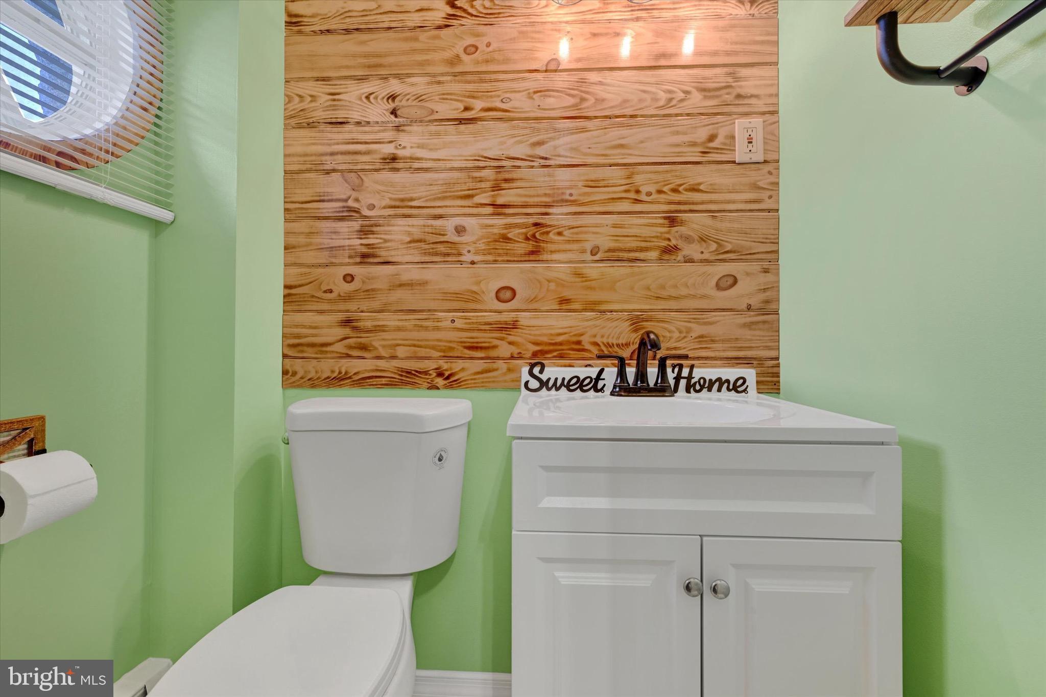 5824 Oakland Road Baltimore, MD 21227 - Photo 22 of 23