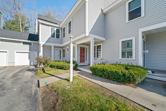 $465,000 | 3 Blueberry Court, Unit 3, Rockland, MA 02370