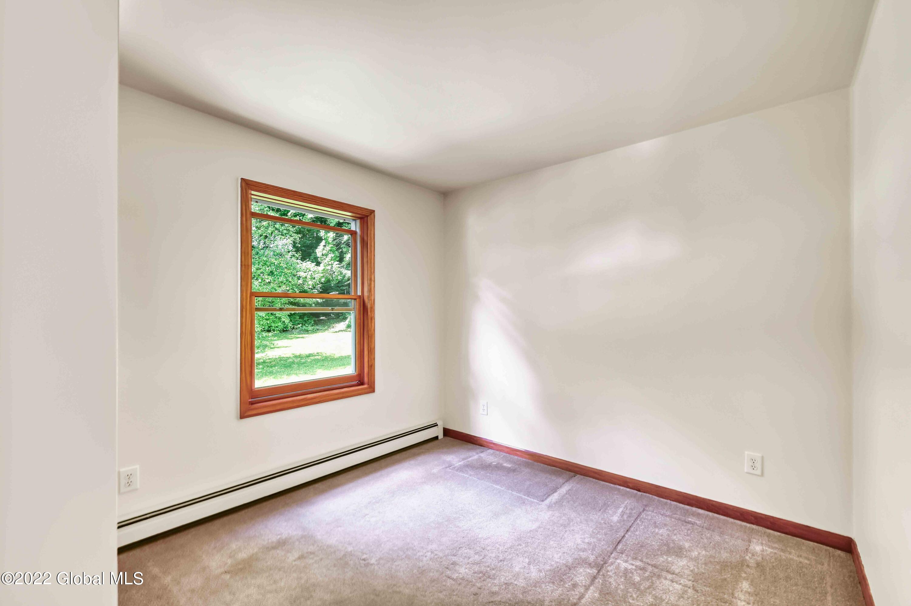 154 Old Mill Road Cobleskill, NY 12043 - Photo 10 of 32 154 Old Mill Rd interior-9