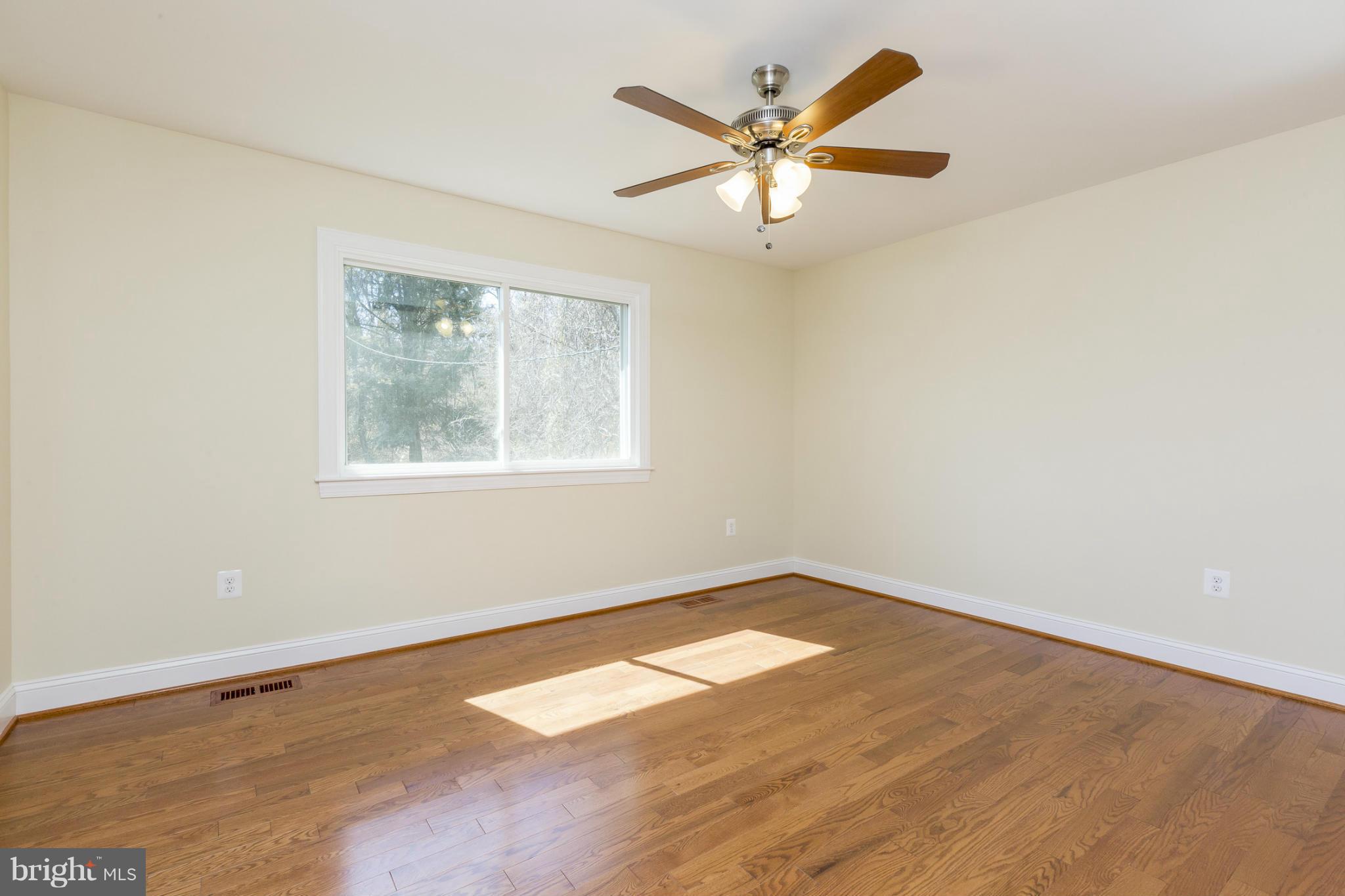 816 Smoke Tree Road Baltimore, MD 21208 - Photo 11 of 30 Bedroom